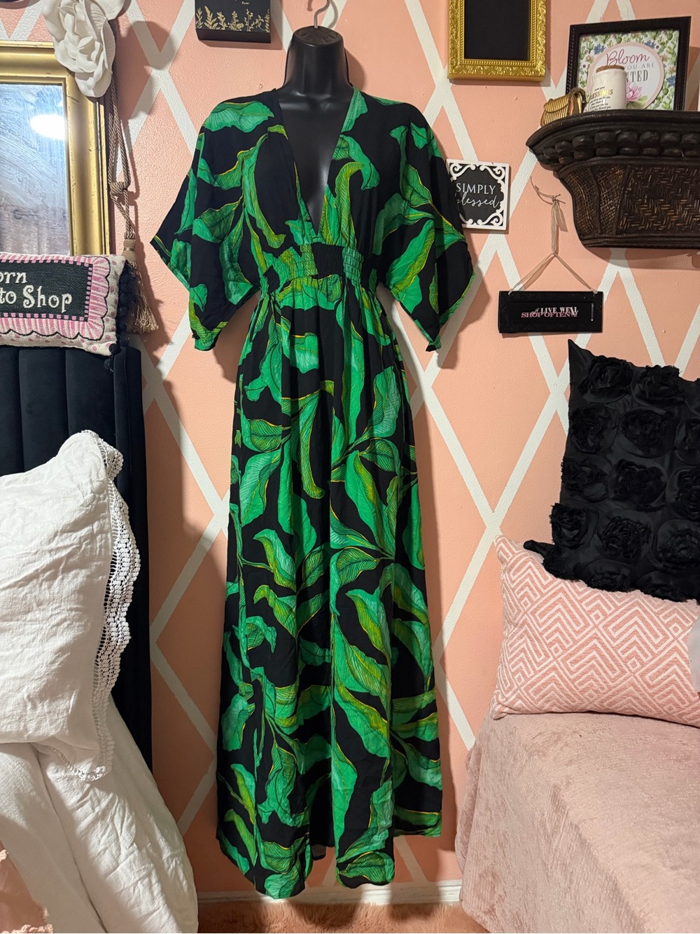Forever 21 Green Leaf Print Maxi Dress